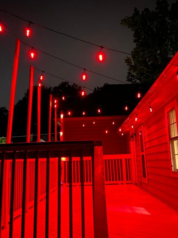 Modern 3-Bedroom, Big Fence Yard, Pets Stay Free Durham Extérieur photo