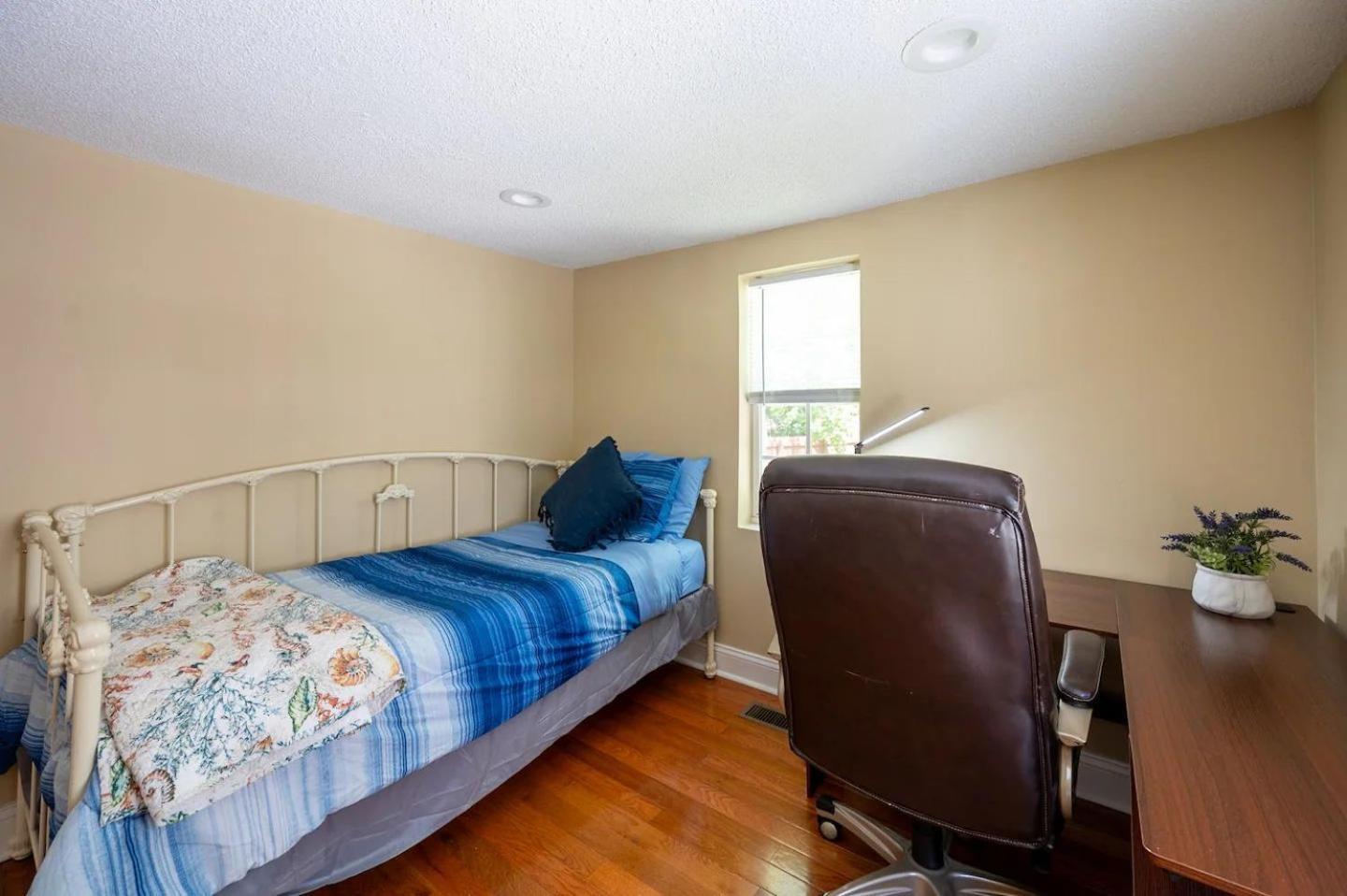 Modern 3-Bedroom, Big Fence Yard, Pets Stay Free Durham Extérieur photo