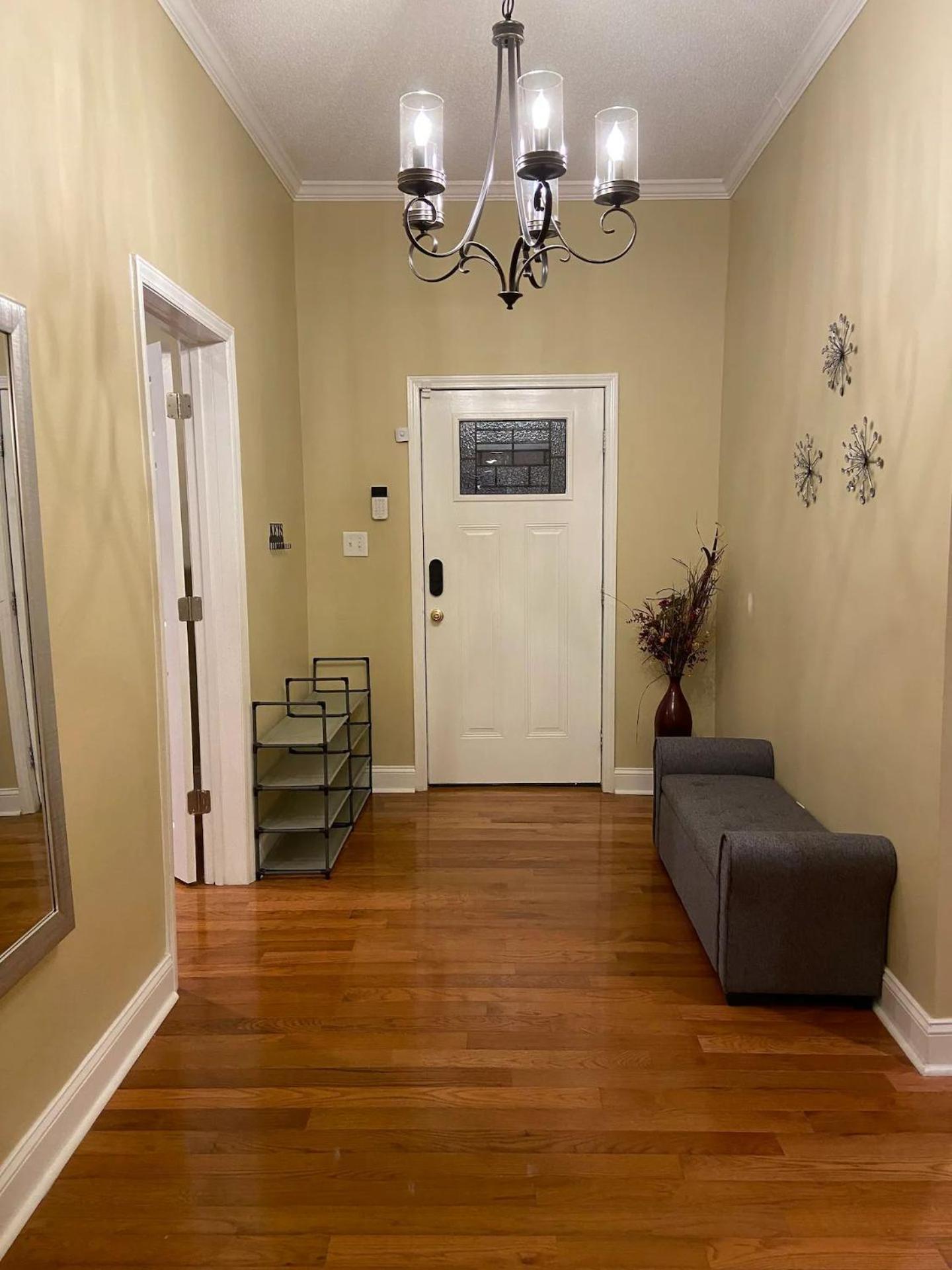 Modern 3-Bedroom, Big Fence Yard, Pets Stay Free Durham Extérieur photo